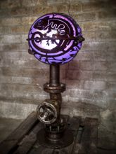 Steampunk Art floor lamp: Decorative piece of art with cameleon.